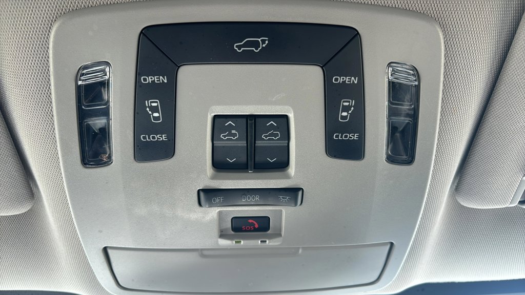 Used 2021 Toyota Sienna XLE XLE 8-Passenger FWD for sale online - Toronto Credit Auto
