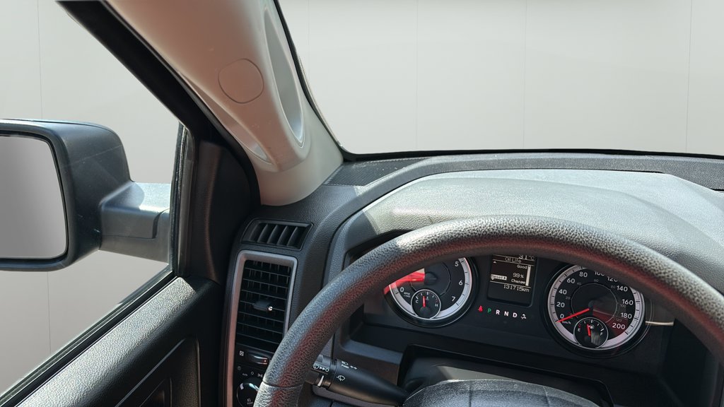 Used 2019 Ram 1500 Classic ST ST 4x4 Crew Cab 5'7 Box for sale online - Toronto Credit Auto