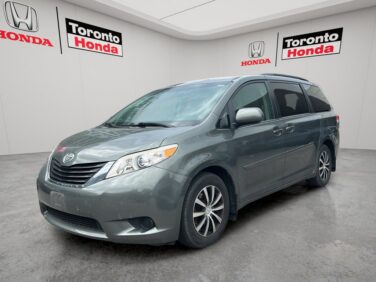 Used 2013 Toyota Sienna LE 5dr V6 LE 8-Pass FWD for sale online - Toronto Credit Auto