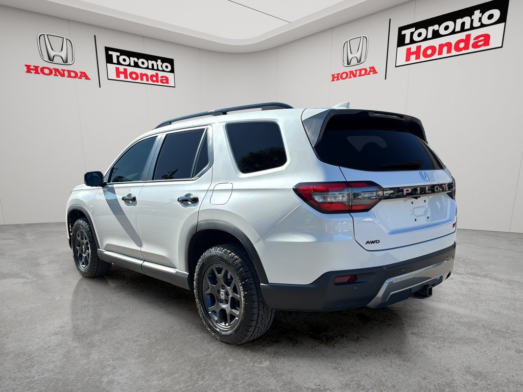 Used 2026 Honda Pilot TrailSport TrailSport AWD for sale online - Toronto Credit Auto