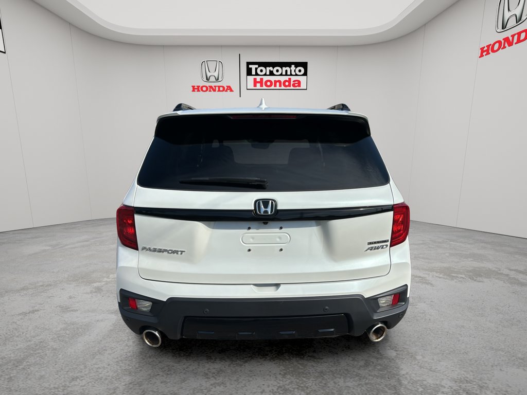 Used 2023 Honda Passport Touring Touring AWD for sale online - Toronto Credit Auto