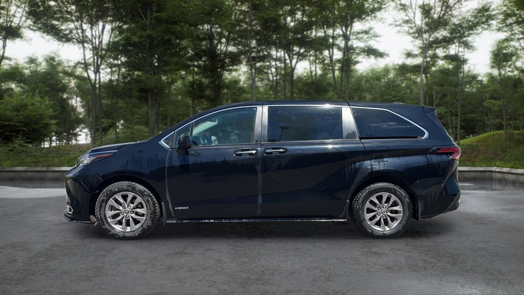 Used 2021 Toyota Sienna XLE XLE 8-Passenger FWD for sale online - Toronto Credit Auto