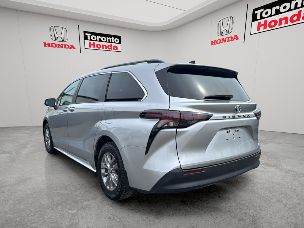 Used 2024 Toyota Sienna XLE XLE 8-Passenger FWD for sale online - Toronto Credit Auto