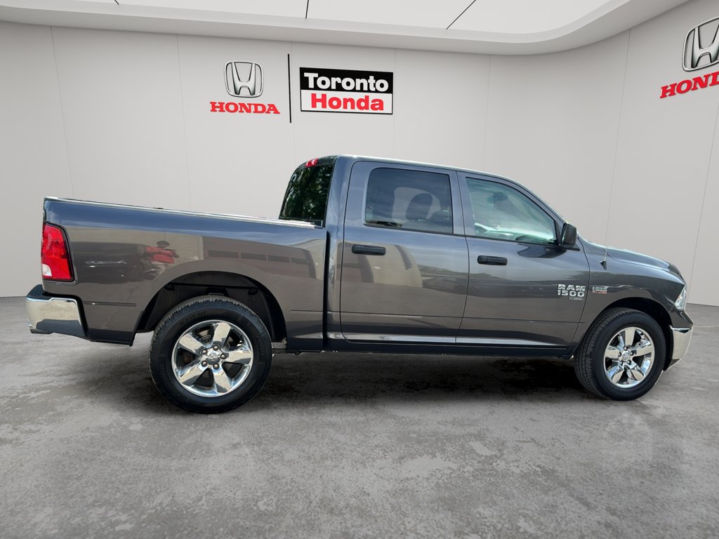 Used 2019 Ram 1500 Classic ST ST 4x4 Crew Cab 5'7 Box for sale online - Toronto Credit Auto