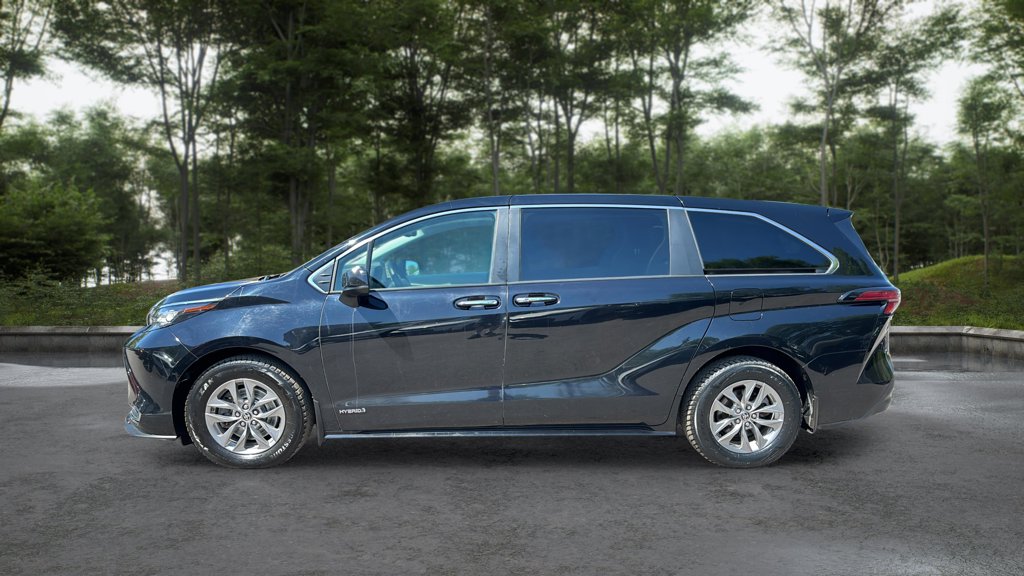 Used 2021 Toyota Sienna XLE XLE 8-Passenger FWD for sale online - Toronto Credit Auto