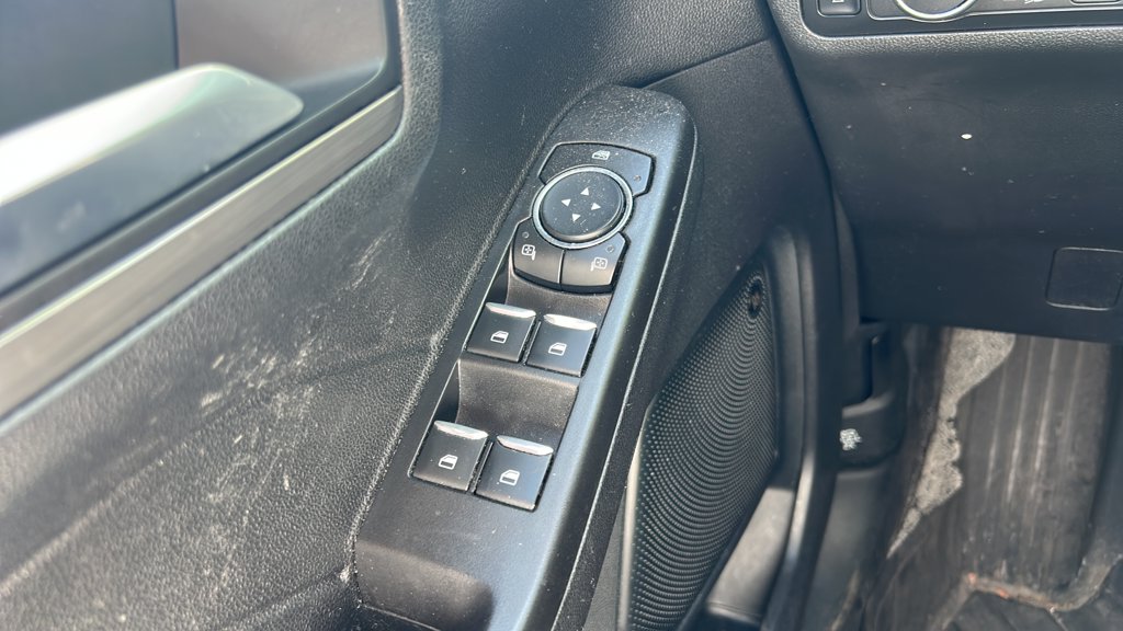 Used 2021 Ford Escape Titanium Hybrid Titanium Hybrid AWD for sale online - Toronto Credit Auto