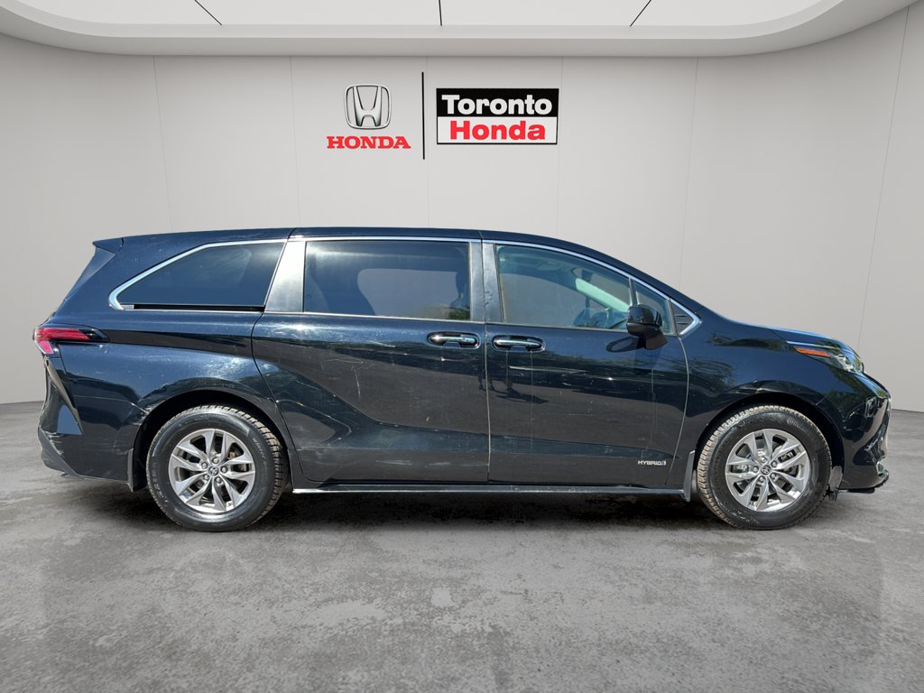 Used 2021 Toyota Sienna XLE XLE 8-Passenger FWD for sale online - Toronto Credit Auto