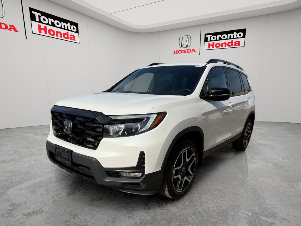 Used 2023 Honda Passport Touring Touring AWD for sale online - Toronto Credit Auto