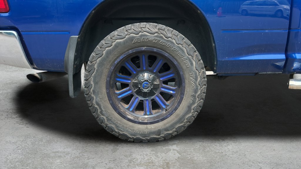 Used 2015 Ram 1500 SLT 4WD Quad Cab 140.5 SLT for sale online - Toronto Credit Auto