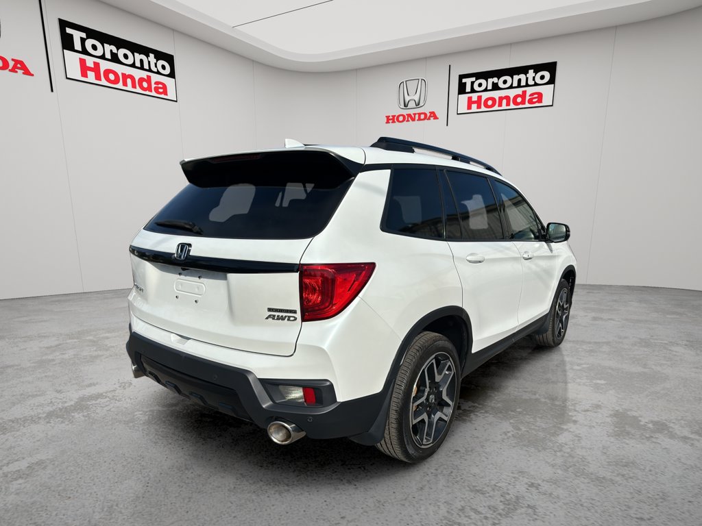 Used 2023 Honda Passport Touring Touring AWD for sale online - Toronto Credit Auto