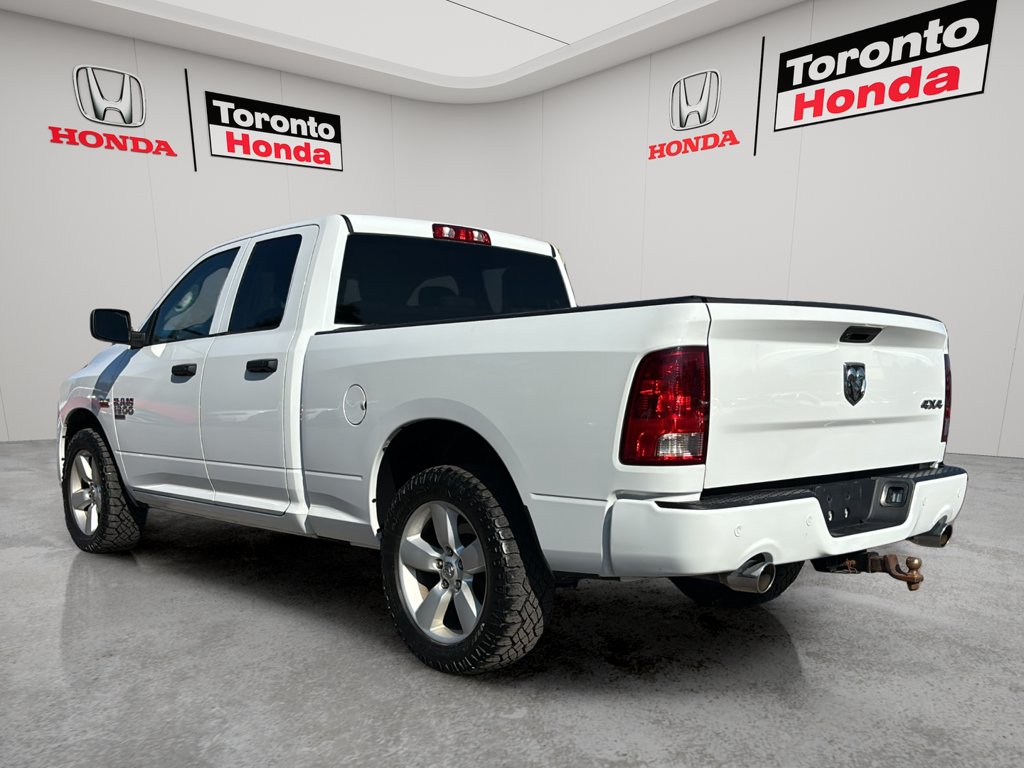 Used 2022 Ram 1500 Classic Express Express 4x4 Quad Cab 6'4 Box for sale online - Toronto Credit Auto