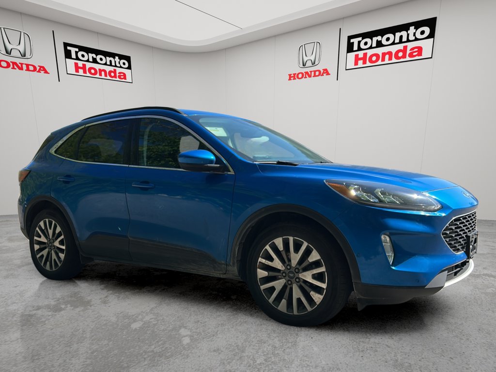 Used 2021 Ford Escape Titanium Hybrid Titanium Hybrid AWD for sale online - Toronto Credit Auto
