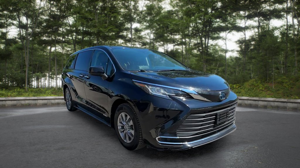 Used 2021 Toyota Sienna XLE XLE 8-Passenger FWD for sale online - Toronto Credit Auto