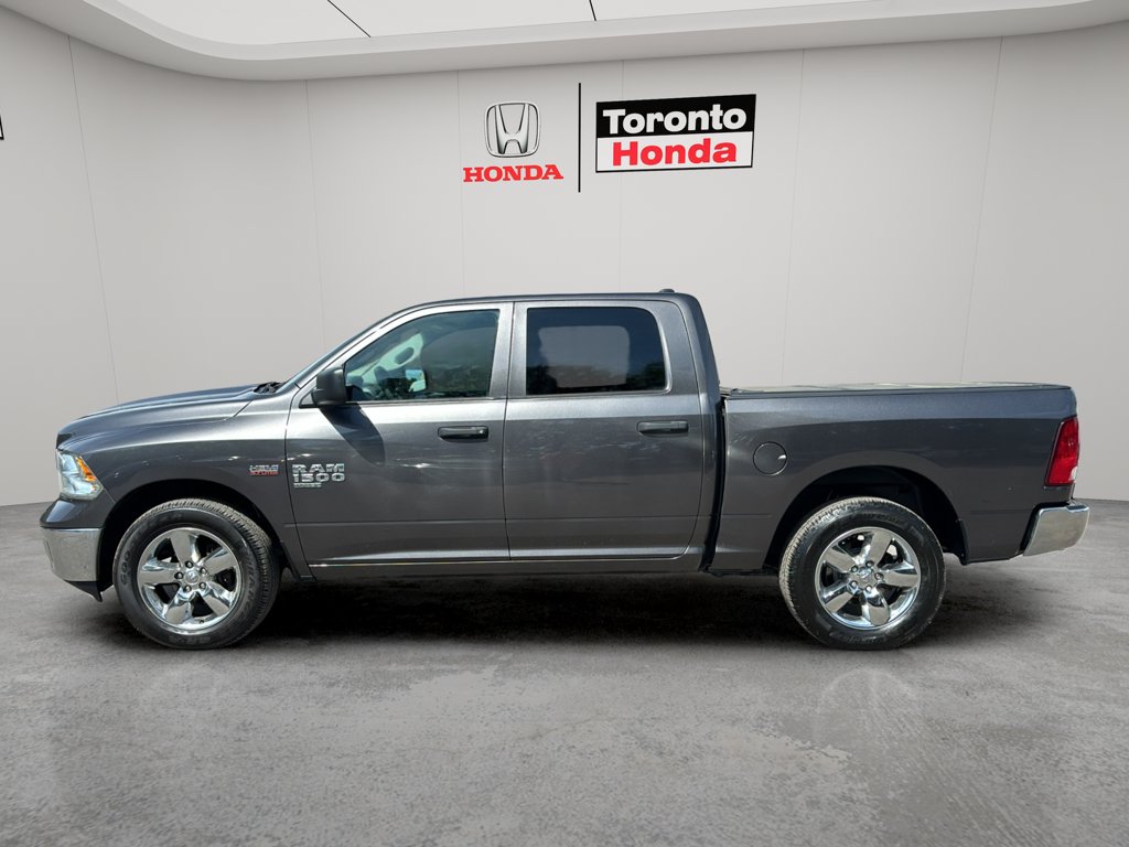 Used 2019 Ram 1500 Classic ST ST 4x4 Crew Cab 5'7 Box for sale online - Toronto Credit Auto