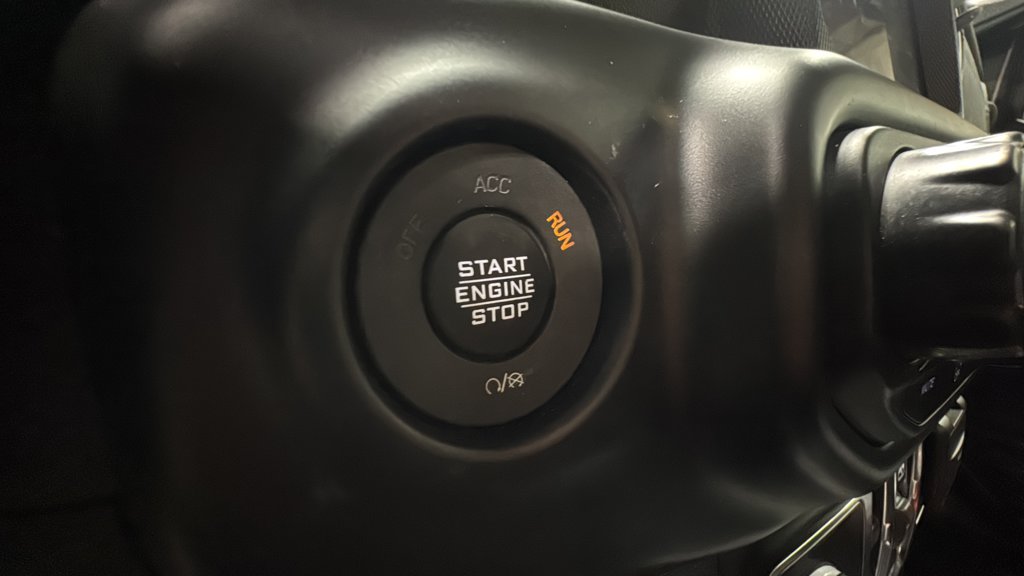 Used 2021 Jeep Wrangler Unlimited Sahara Unlimited Sahara 4x4 for sale online - Toronto Credit Auto