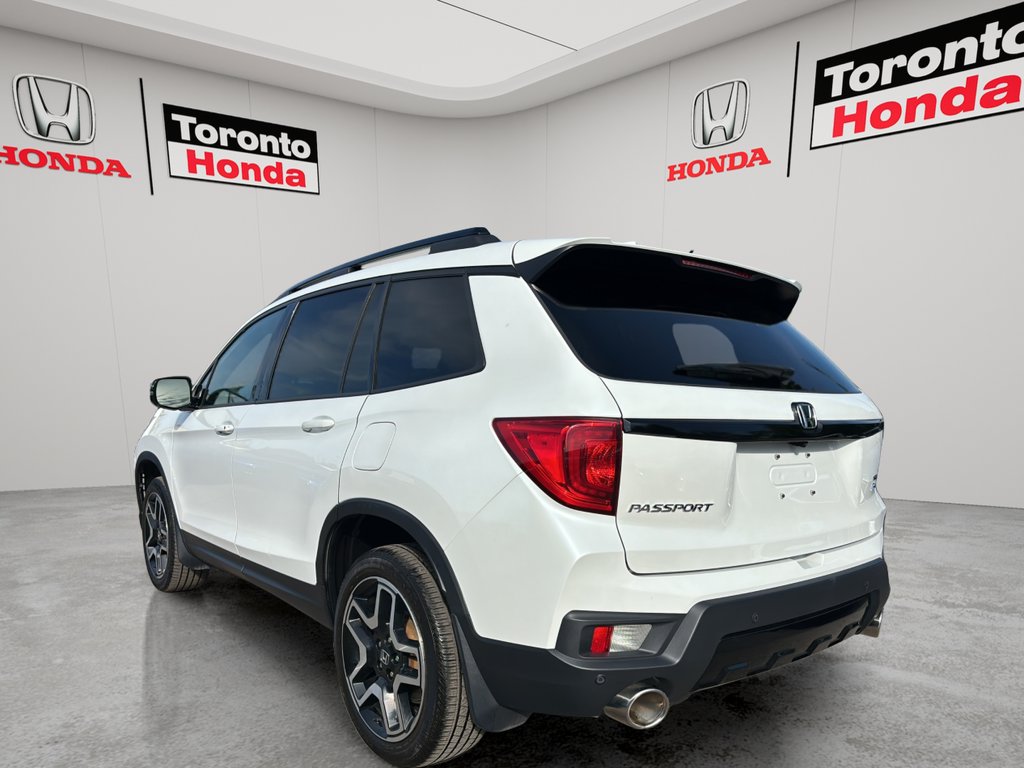Used 2023 Honda Passport Touring Touring AWD for sale online - Toronto Credit Auto