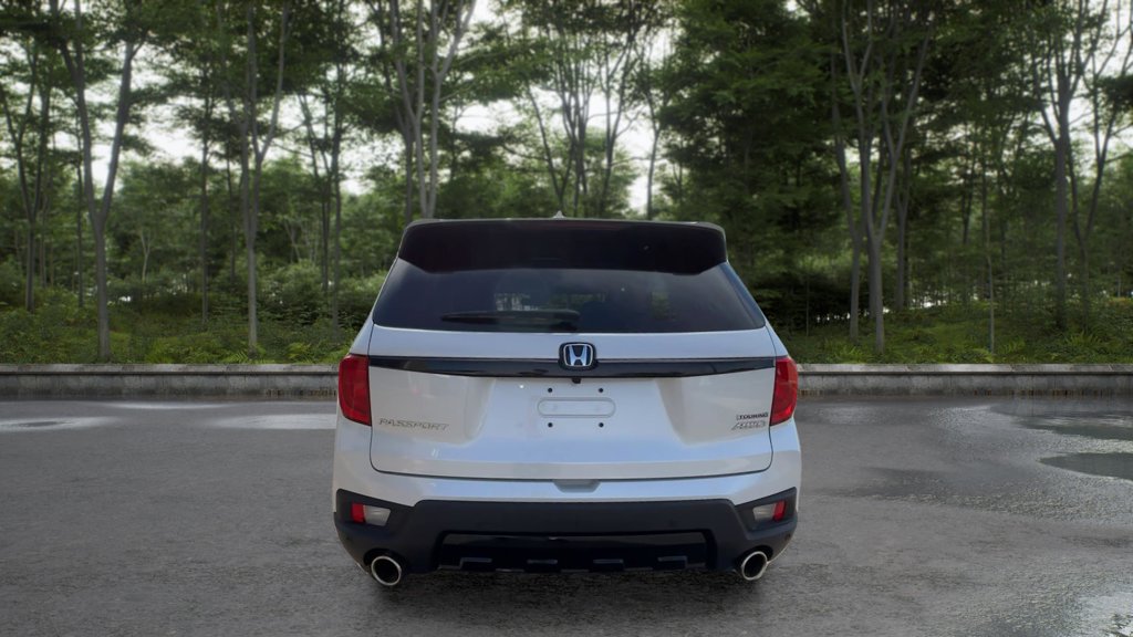 Used 2023 Honda Passport Touring Touring AWD for sale online - Toronto Credit Auto