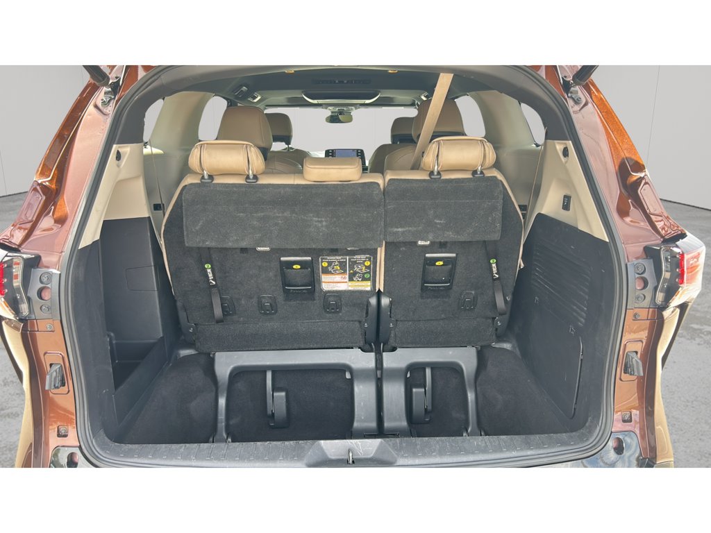 Used 2021 Toyota Sienna Limited Limited 7-Passenger FWD for sale online - Toronto Credit Auto