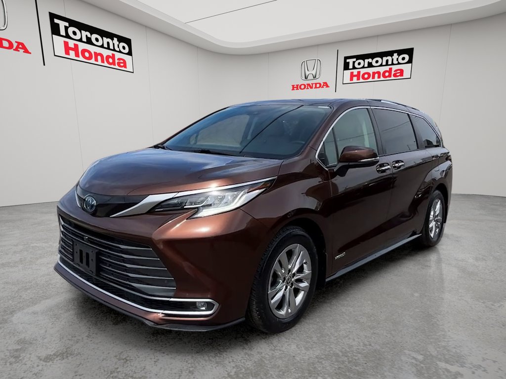 Used 2021 Toyota Sienna Limited Limited 7-Passenger FWD for sale online - Toronto Credit Auto