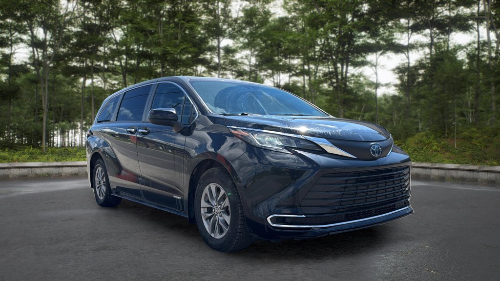 Used 2021 Toyota Sienna XLE XLE 8-Passenger FWD for sale online - Toronto Credit Auto