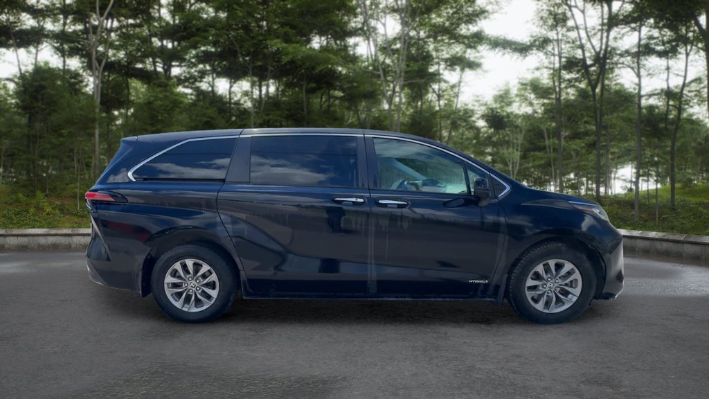 Used 2021 Toyota Sienna XLE XLE 8-Passenger FWD for sale online - Toronto Credit Auto