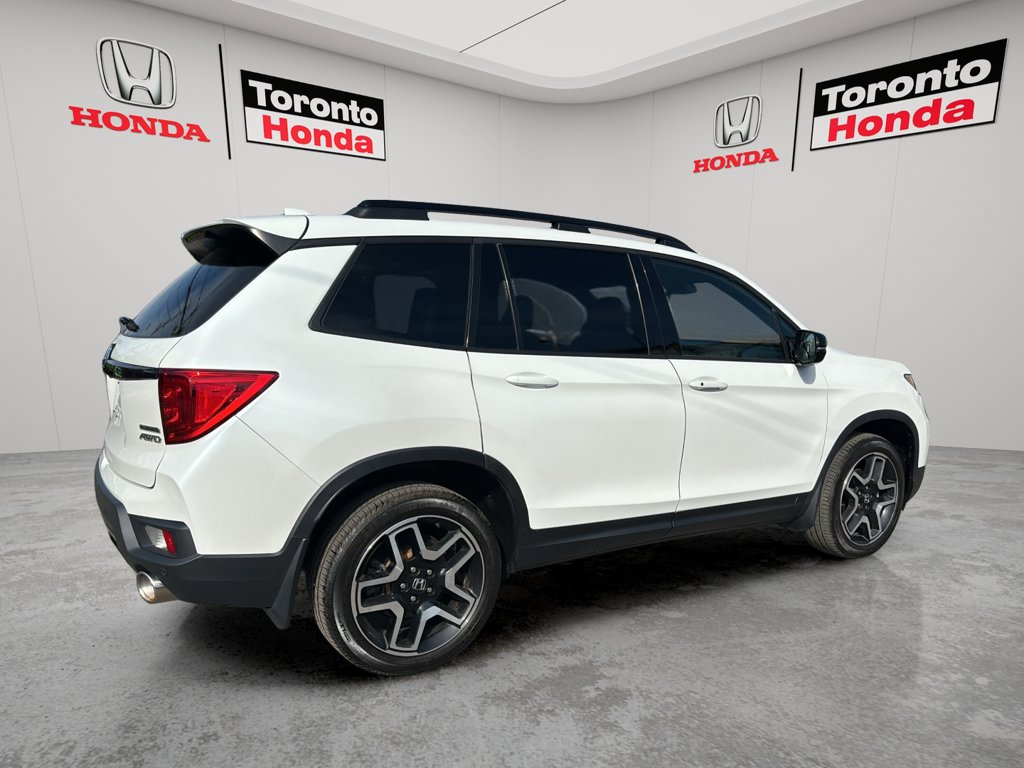 Used 2023 Honda Passport Touring Touring AWD for sale online - Toronto Credit Auto