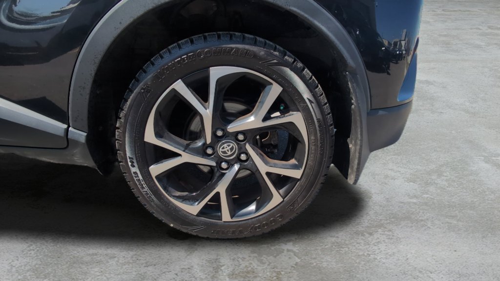 Used 2021 Toyota C-HR XLE Premium XLE Premium FWD for sale online - Toronto Credit Auto