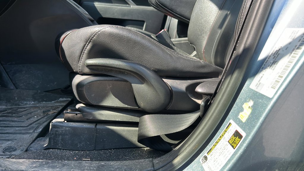 Used 2013 Mazda Mazda5 GT for sale online - Toronto Credit Auto