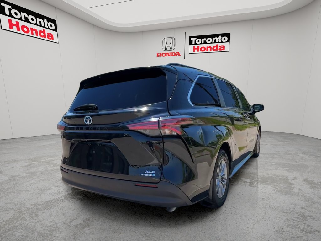 Used 2022 Toyota Sienna XLE XLE 8-Passenger FWD for sale online - Toronto Credit Auto
