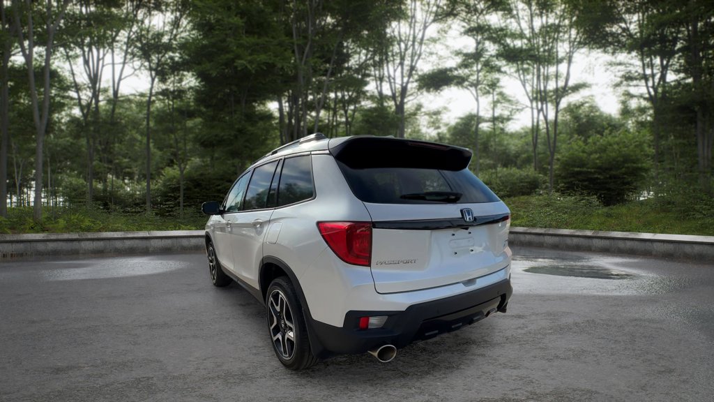 Used 2023 Honda Passport Touring Touring AWD for sale online - Toronto Credit Auto