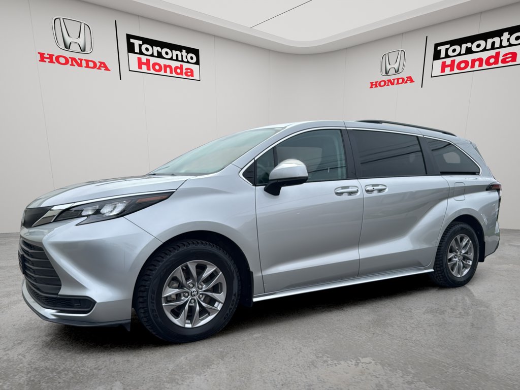 Used 2024 Toyota Sienna XLE XLE 8-Passenger FWD for sale online - Toronto Credit Auto
