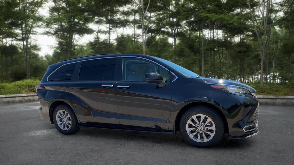 Used 2022 Toyota Sienna XLE XLE 8-Passenger FWD for sale online - Toronto Credit Auto