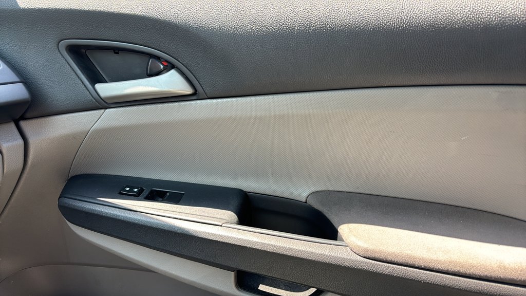 Used 2009 Honda Accord Sedan LX 4dr I4 Auto LX for sale online - Toronto Credit Auto