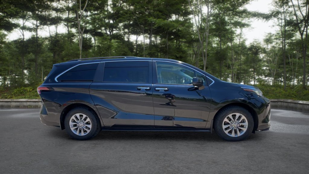 Used 2022 Toyota Sienna XLE XLE 8-Passenger FWD for sale online - Toronto Credit Auto