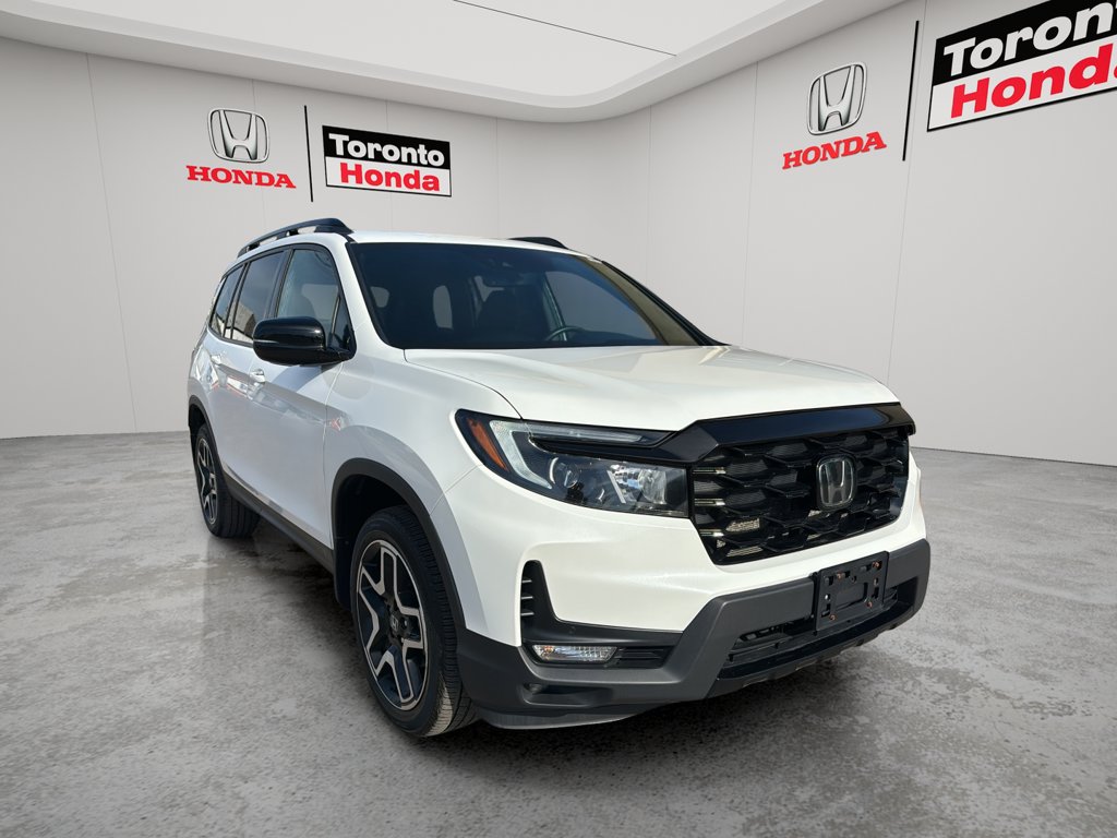 Used 2023 Honda Passport Touring Touring AWD for sale online - Toronto Credit Auto