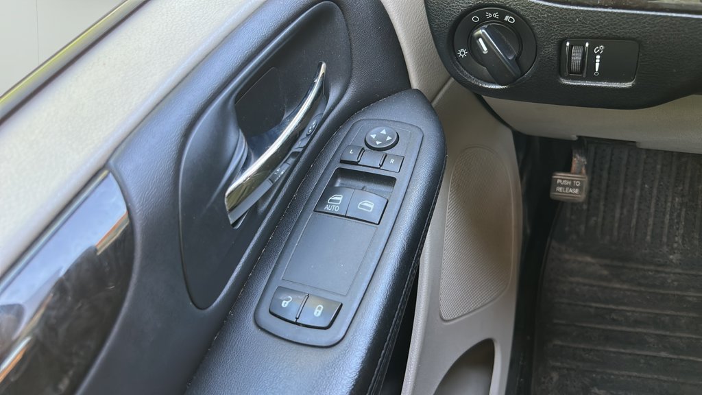 Used 2013 Dodge Grand Caravan SE 4dr Wgn SE for sale online - Toronto Credit Auto