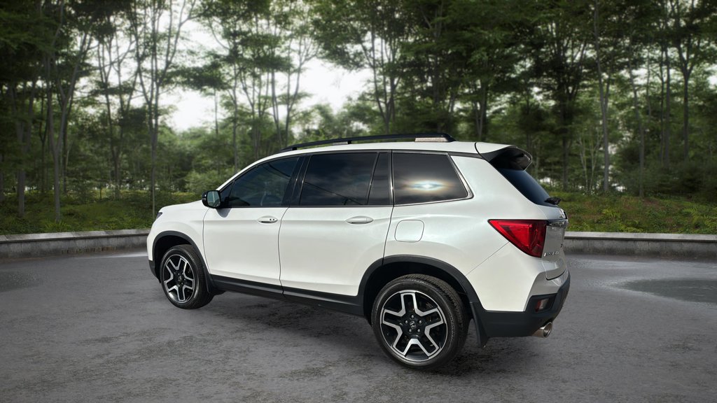 Used 2023 Honda Passport Touring Touring AWD for sale online - Toronto Credit Auto