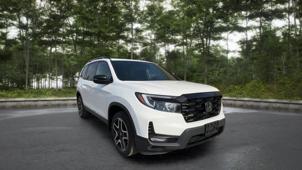 Used 2023 Honda Passport Touring Touring AWD for sale online - Toronto Credit Auto