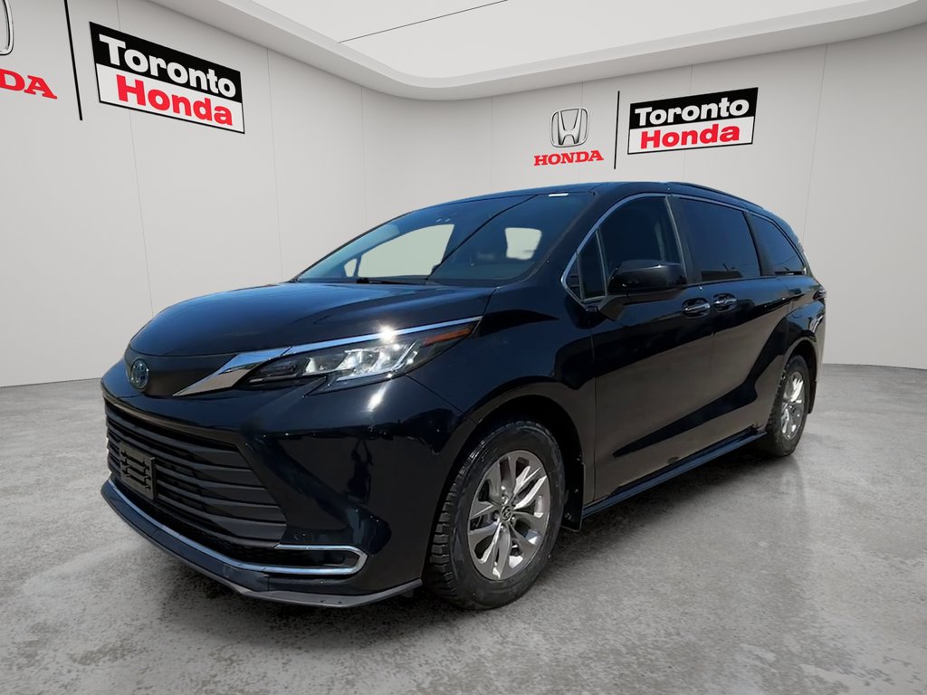 Used 2022 Toyota Sienna XLE XLE 8-Passenger FWD for sale online - Toronto Credit Auto