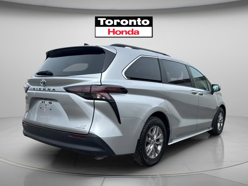 Used 2024 Toyota Sienna XLE XLE 8-Passenger FWD for sale online - Toronto Credit Auto