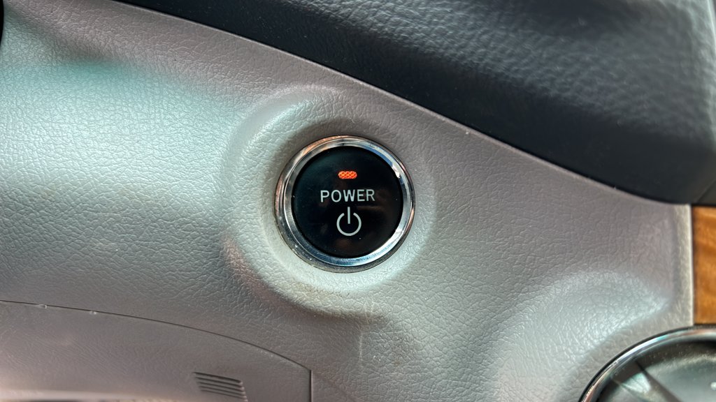 Used 2009 Toyota Highlander Hybrid 4WD 4dr for sale online - Toronto Credit Auto