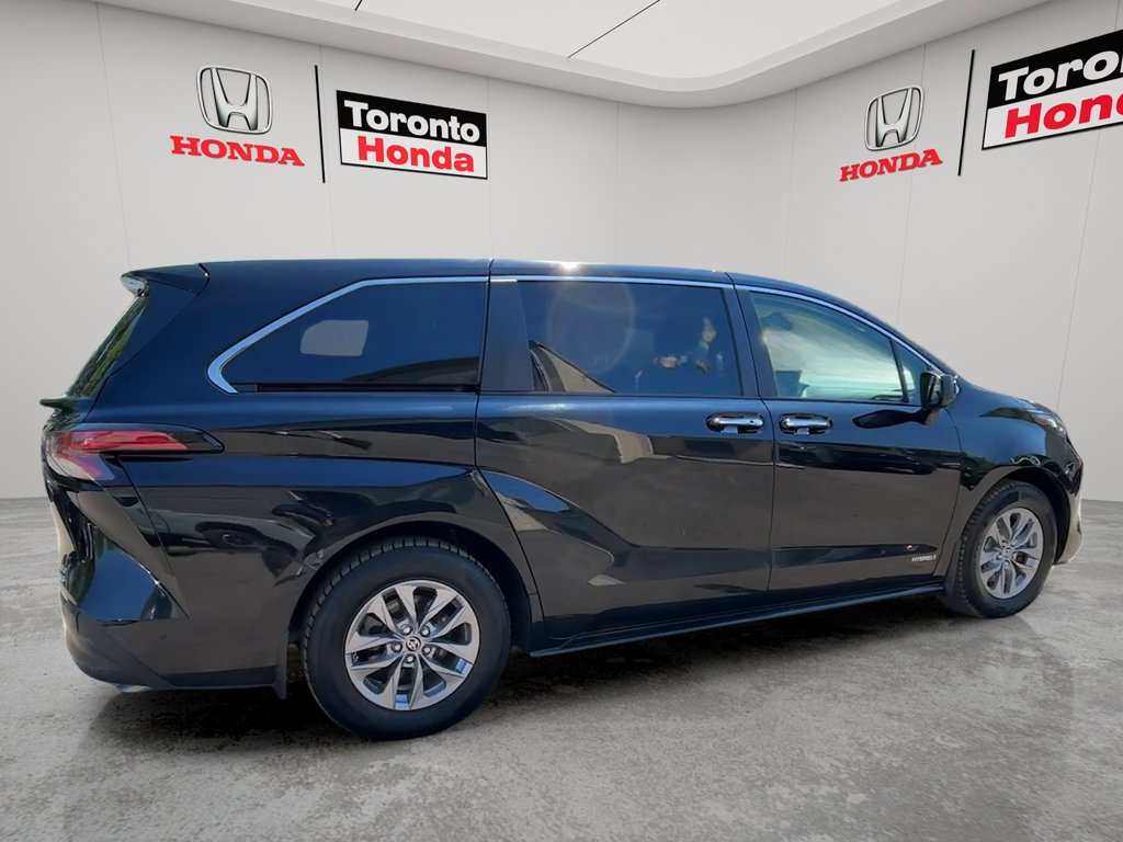 Used 2021 Toyota Sienna XLE XLE 8-Passenger FWD for sale online - Toronto Credit Auto