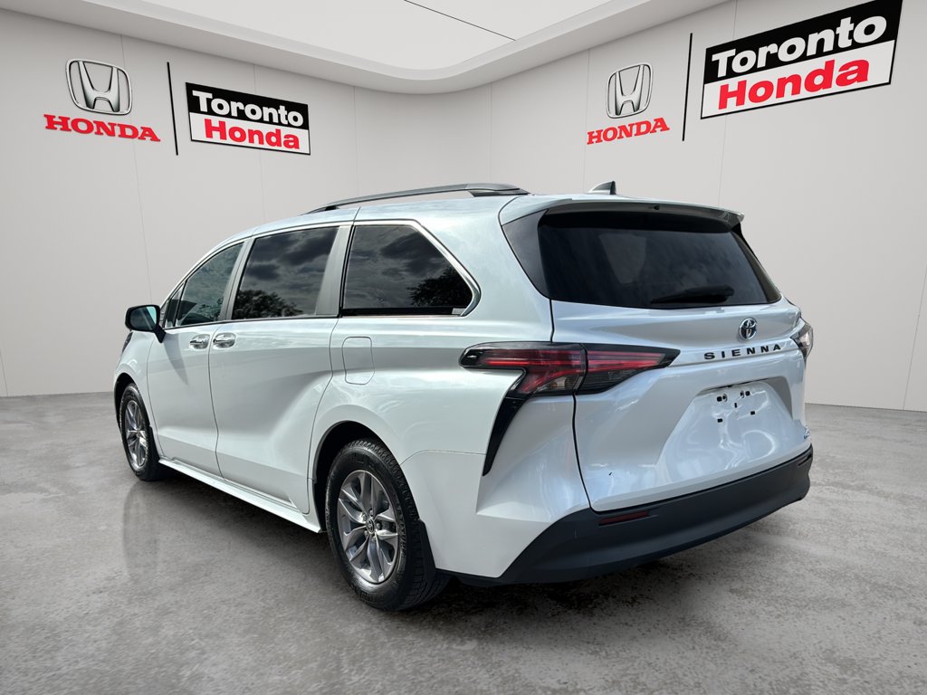 Used 2022 Toyota Sienna for sale online - Toronto Credit Auto