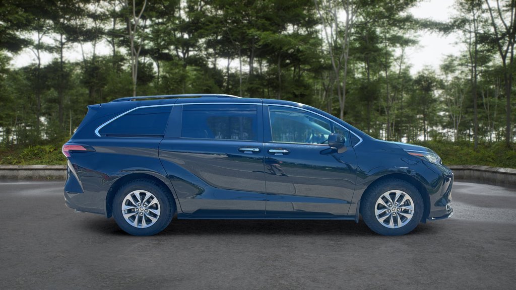 Used 2022 Toyota Sienna XLE XLE 8-Passenger FWD for sale online - Toronto Credit Auto