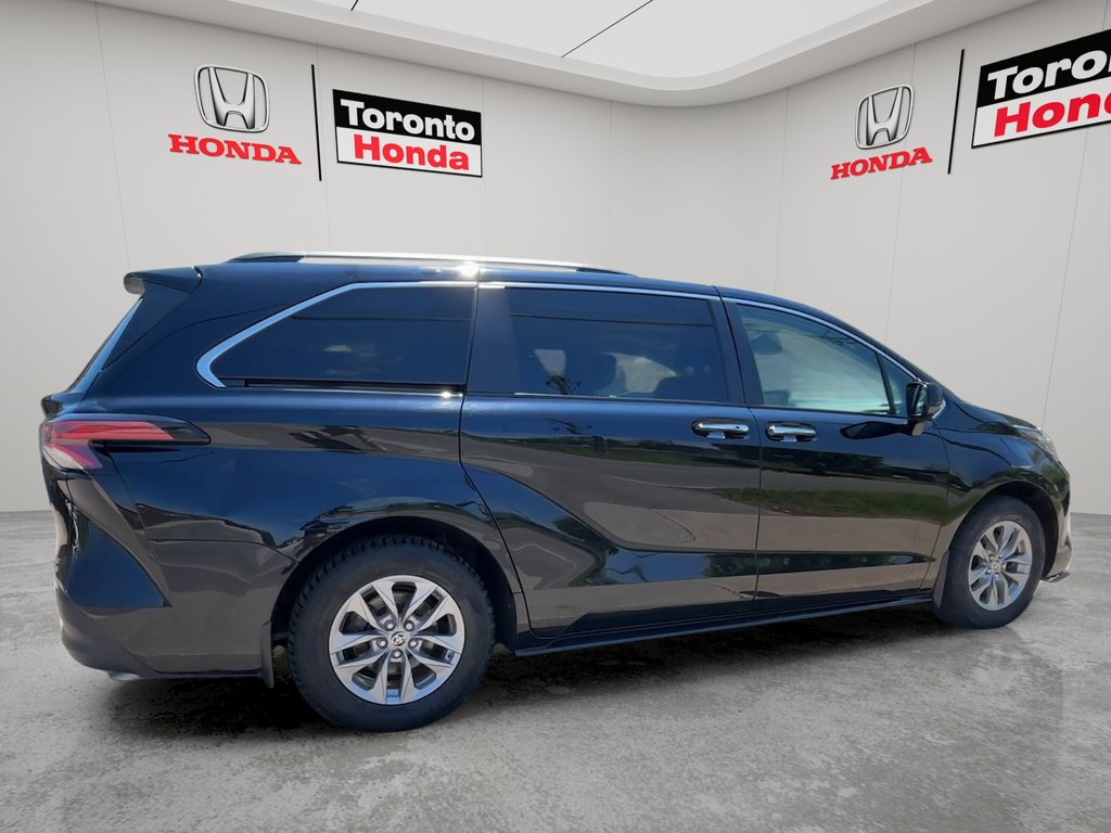 Used 2022 Toyota Sienna XLE XLE 8-Passenger FWD for sale online - Toronto Credit Auto
