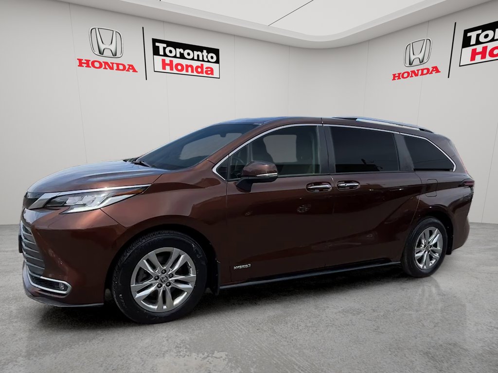 Used 2021 Toyota Sienna Limited Limited 7-Passenger FWD for sale online - Toronto Credit Auto