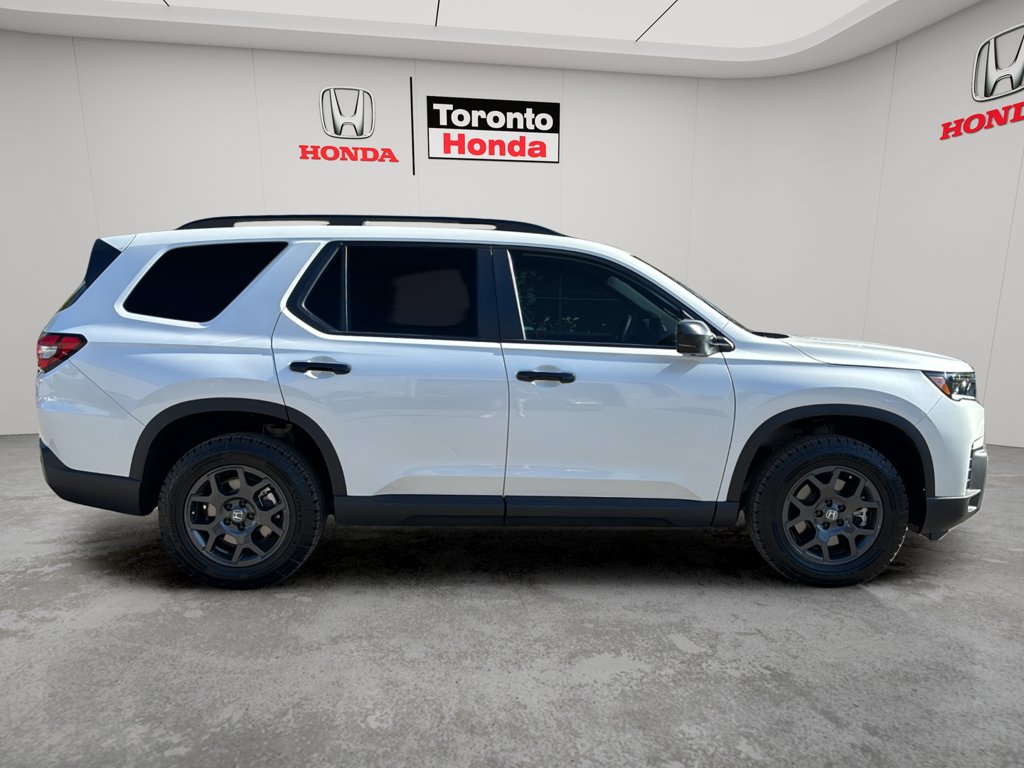 Used 2026 Honda Pilot TrailSport TrailSport AWD for sale online - Toronto Credit Auto