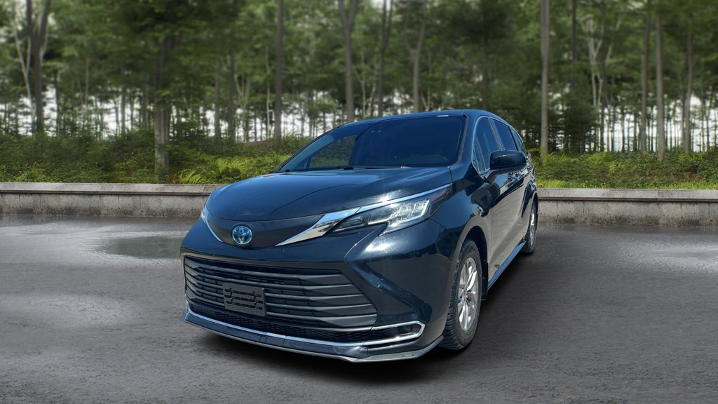 Used 2022 Toyota Sienna XLE XLE 8-Passenger FWD for sale online - Toronto Credit Auto