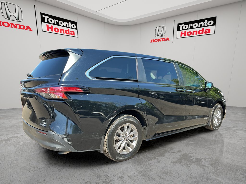 Used 2021 Toyota Sienna XLE XLE 8-Passenger FWD for sale online - Toronto Credit Auto