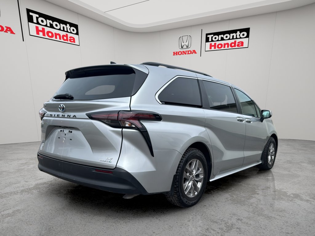 Used 2024 Toyota Sienna XLE XLE 8-Passenger FWD for sale online - Toronto Credit Auto